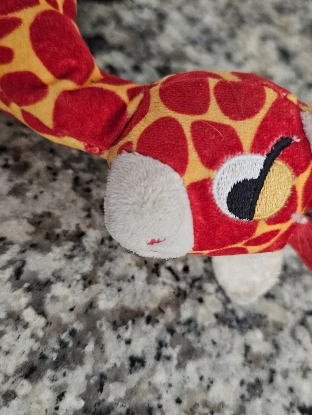 Barkbox jabari giraffe
